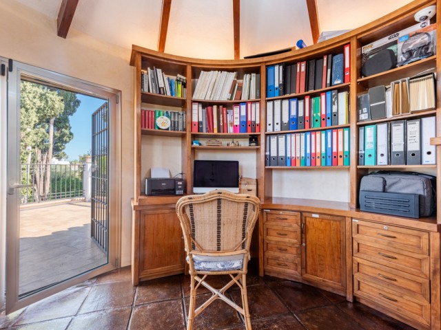 4 Makuuhuoneen Huvila San Pedro de Alcántara