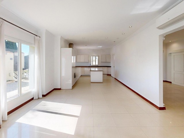 6 Soveroms Villa i Sotogrande Costa