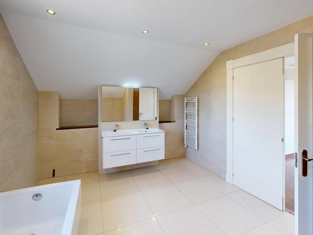 6 Soveroms Villa i Sotogrande Costa