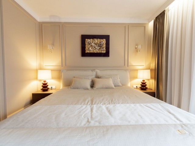 Maison mitoyenne avec 3 Chambres  à Nueva Andalucía