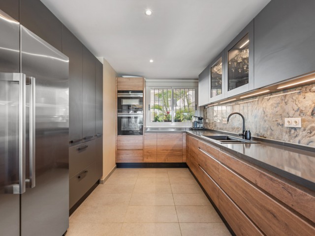 4 Makuuhuoneen Huoneisto San Pedro de Alcántara