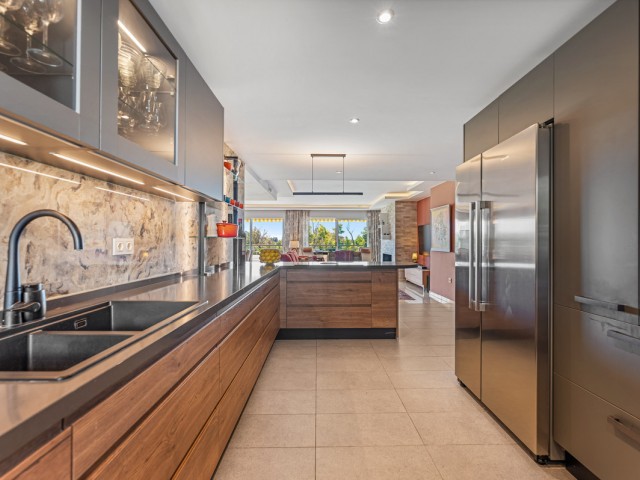 4 Makuuhuoneen Huoneisto San Pedro de Alcántara