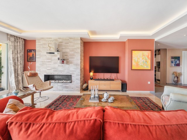 4 Makuuhuoneen Huoneisto Guadalmina Alta