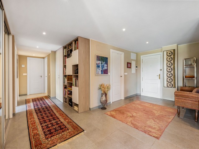 4 Makuuhuoneen Huoneisto Guadalmina Alta