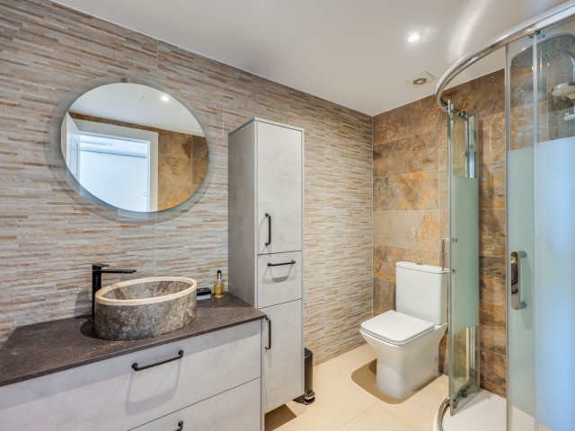 4 Makuuhuoneen Huoneisto Guadalmina Alta