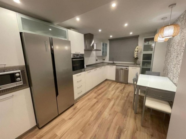 4 Slaapkamer Rijtjeshuis in Marbella