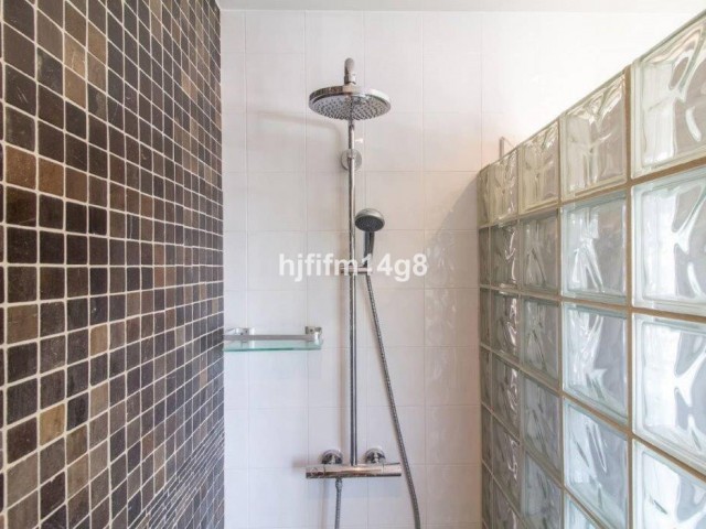 3 Schlafzimmer Apartment in Benahavís