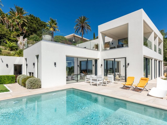 4 Makuuhuoneen Huvila Río Real