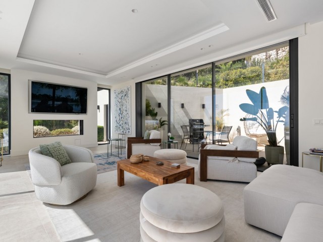 4 Makuuhuoneen Huvila Marbella