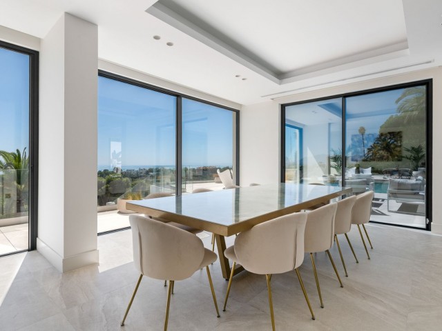 4 Makuuhuoneen Huvila Marbella