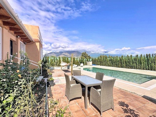 3 Makuuhuoneen Huvila Estepona