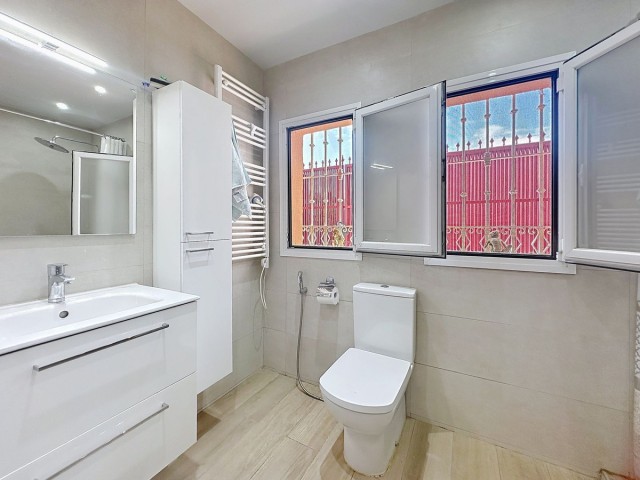 3 Makuuhuoneen Huvila Estepona