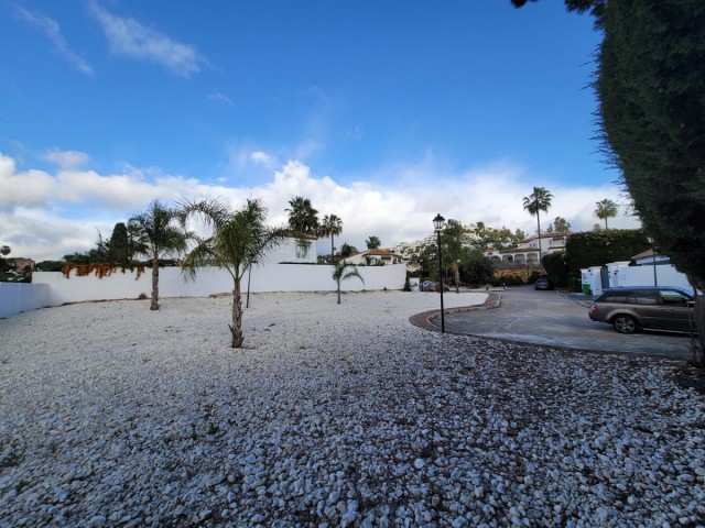 Tomt, Nueva Andalucia