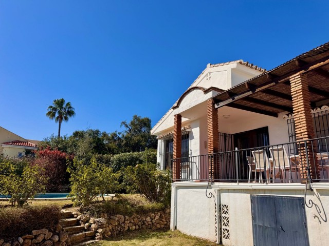 3 Bedrooms Villa in Calahonda