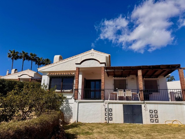 3 Bedrooms Villa in Calahonda