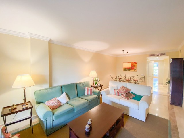 2 Makuuhuoneen Huoneisto San Pedro de Alcántara