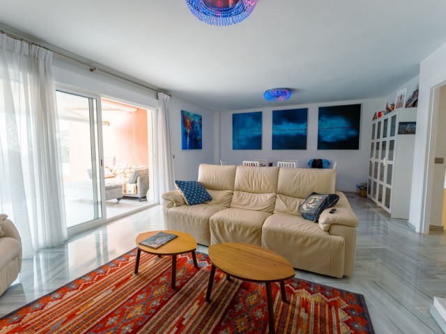 4 Makuuhuoneen Rivitalo New Golden Mile