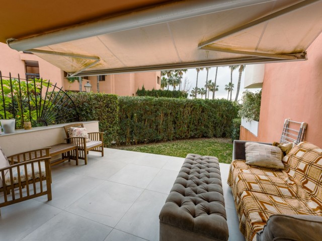 4 Slaapkamer Rijtjeshuis in New Golden Mile