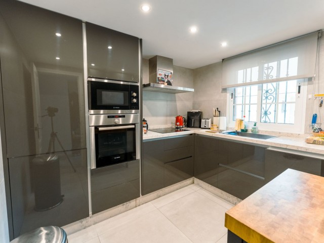 4 Slaapkamer Rijtjeshuis in New Golden Mile