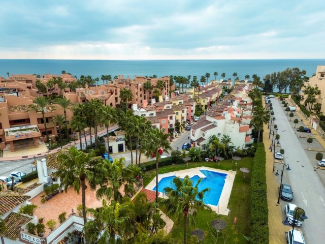 4 Slaapkamer Rijtjeshuis in New Golden Mile