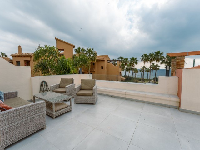 4 Slaapkamer Rijtjeshuis in New Golden Mile