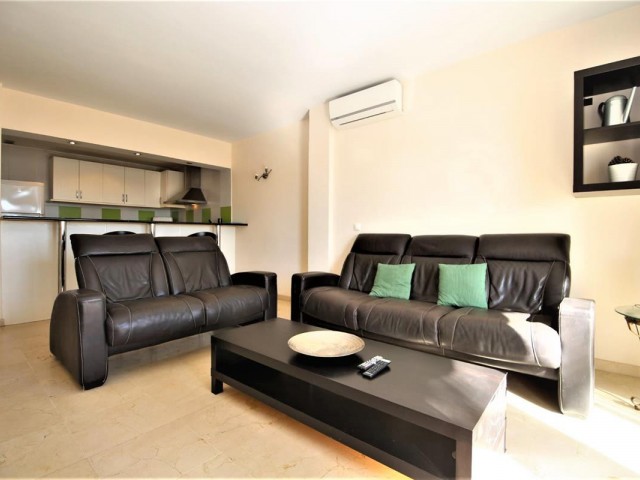 2 Bedrooms Apartment in Estepona