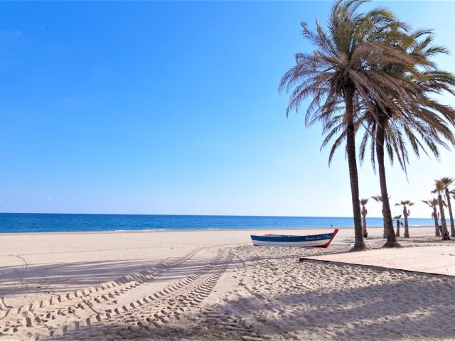 2 Bedrooms Apartment in Estepona