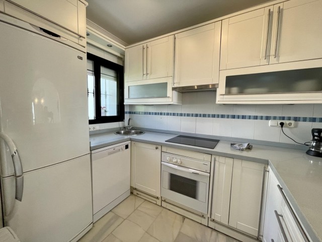 2 Bedrooms Townhouse in Calahonda