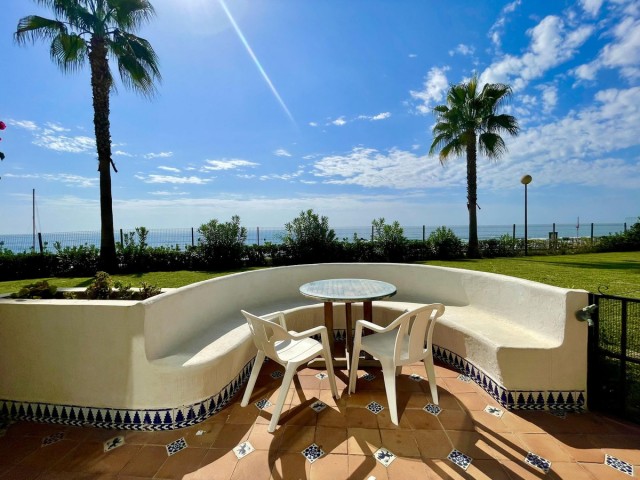 2 Bedrooms Townhouse in Calahonda