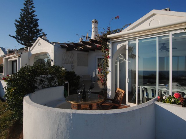 2 Bedrooms Townhouse in Calahonda