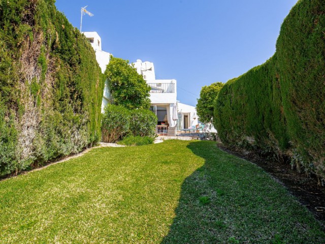 3 Makuuhuoneen Huvila Casares Playa