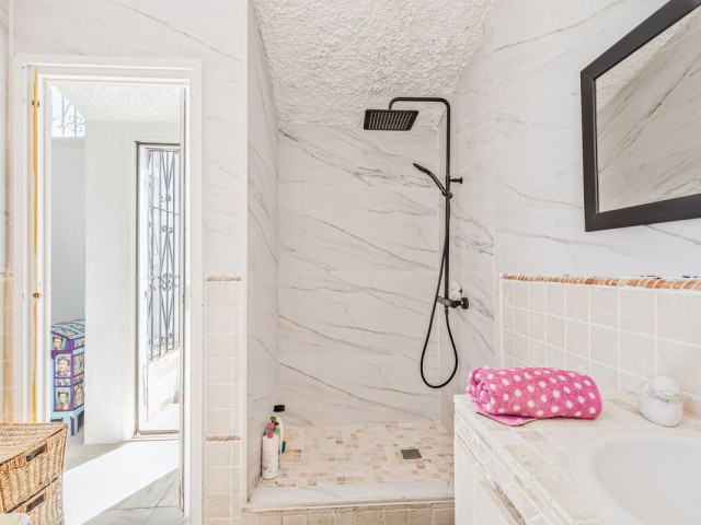 3 Makuuhuoneen Huvila Casares Playa