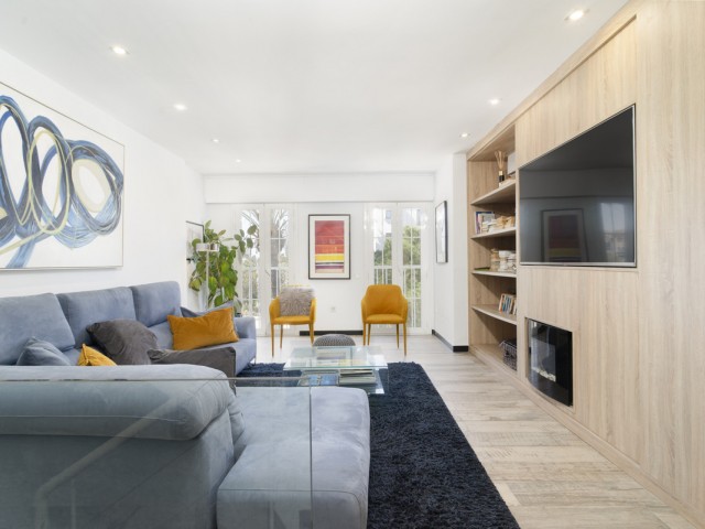 2 Makuuhuoneen Rivitalo Puerto Banús