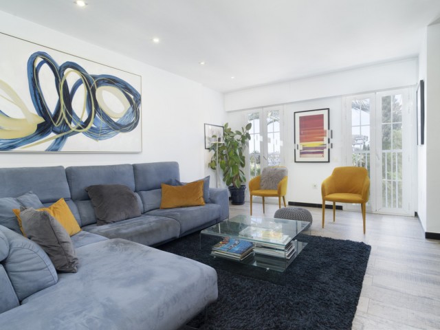 2 Makuuhuoneen Rivitalo Puerto Banús