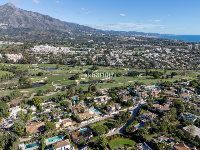 6 Soveroms Villa i Nueva Andalucía