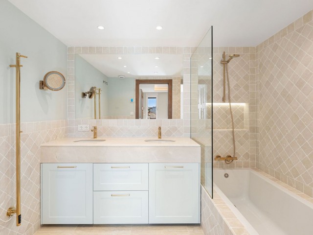 Kattohuoneisto Nueva Andalucía