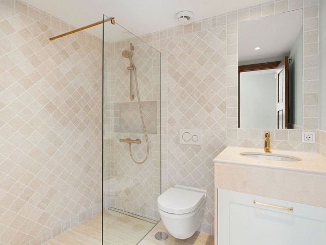 Kattohuoneisto Nueva Andalucía