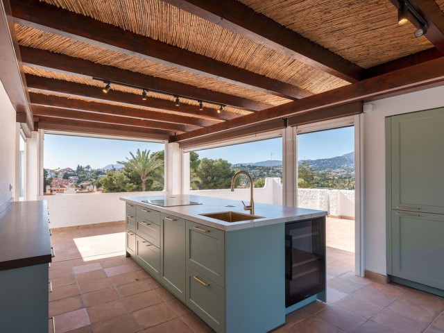 Kattohuoneisto Nueva Andalucía