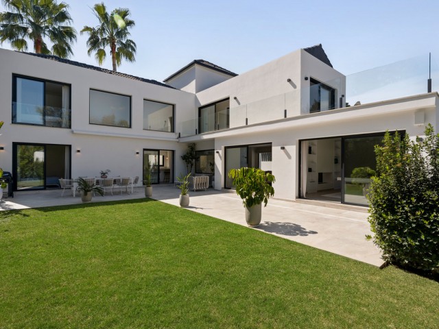 4 Makuuhuoneen Huvila Las Brisas