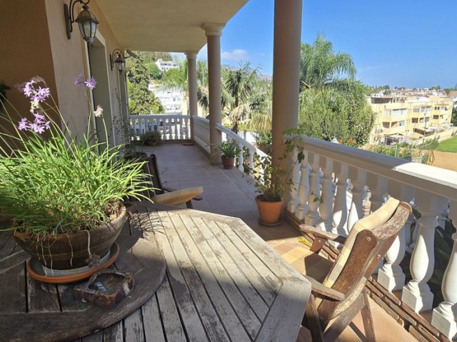 4 Makuuhuoneen Huvila Sierrezuela