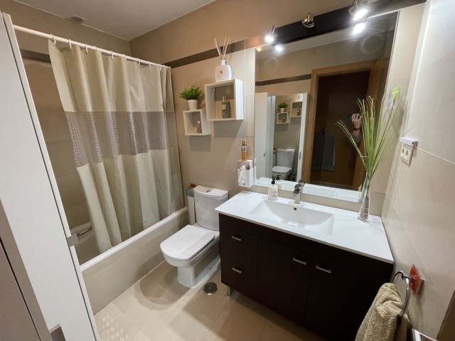 Appartement avec 3 Chambres  à Marbella