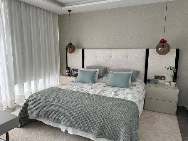 5 Makuuhuoneen Huvila Puerto Banús