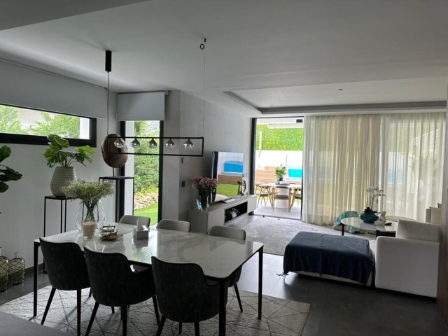 5 Makuuhuoneen Huvila Puerto Banús