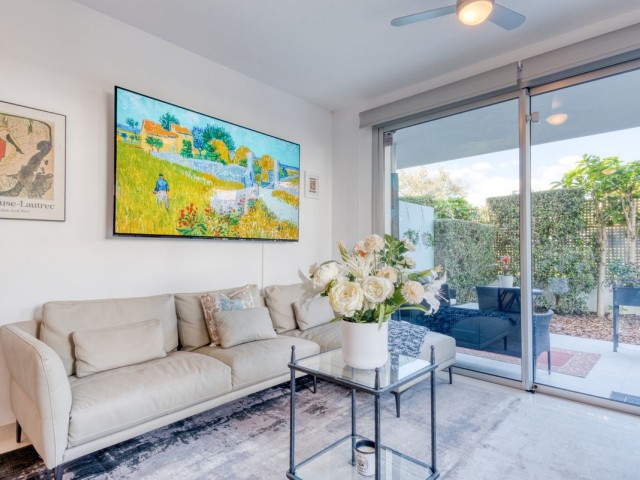 3 Bedrooms Apartment in Estepona