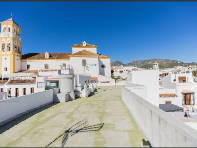 7 Slaapkamer Rijtjeshuis in Marbella