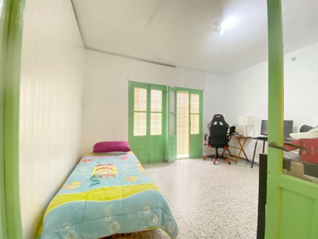 7 Slaapkamer Rijtjeshuis in Marbella