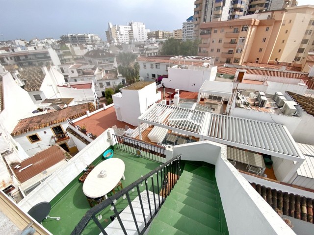 7 Slaapkamer Rijtjeshuis in Marbella