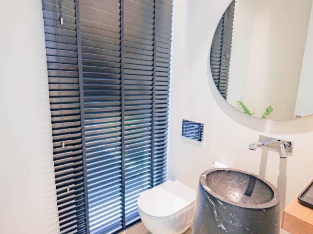 4 Makuuhuoneen Huvila Marbesa