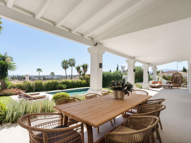 Villa, Nueva Andalucia