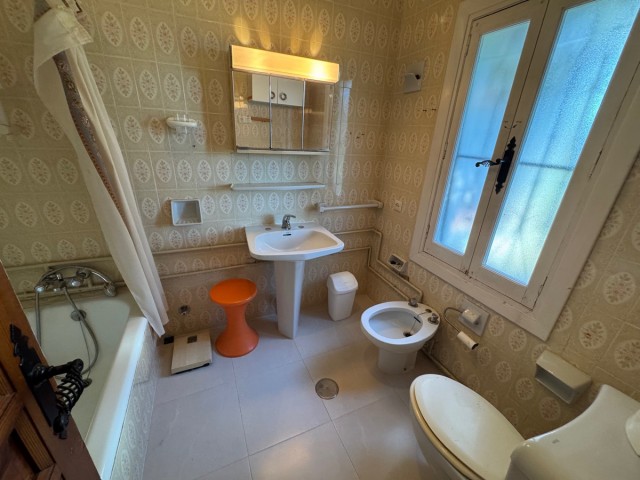 Villa avec 3 Chambres  à Estepona